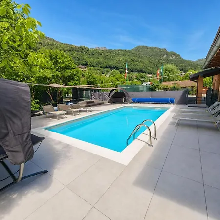 Villaggio Turistico Il Dorato Campingplatz Carlazzo